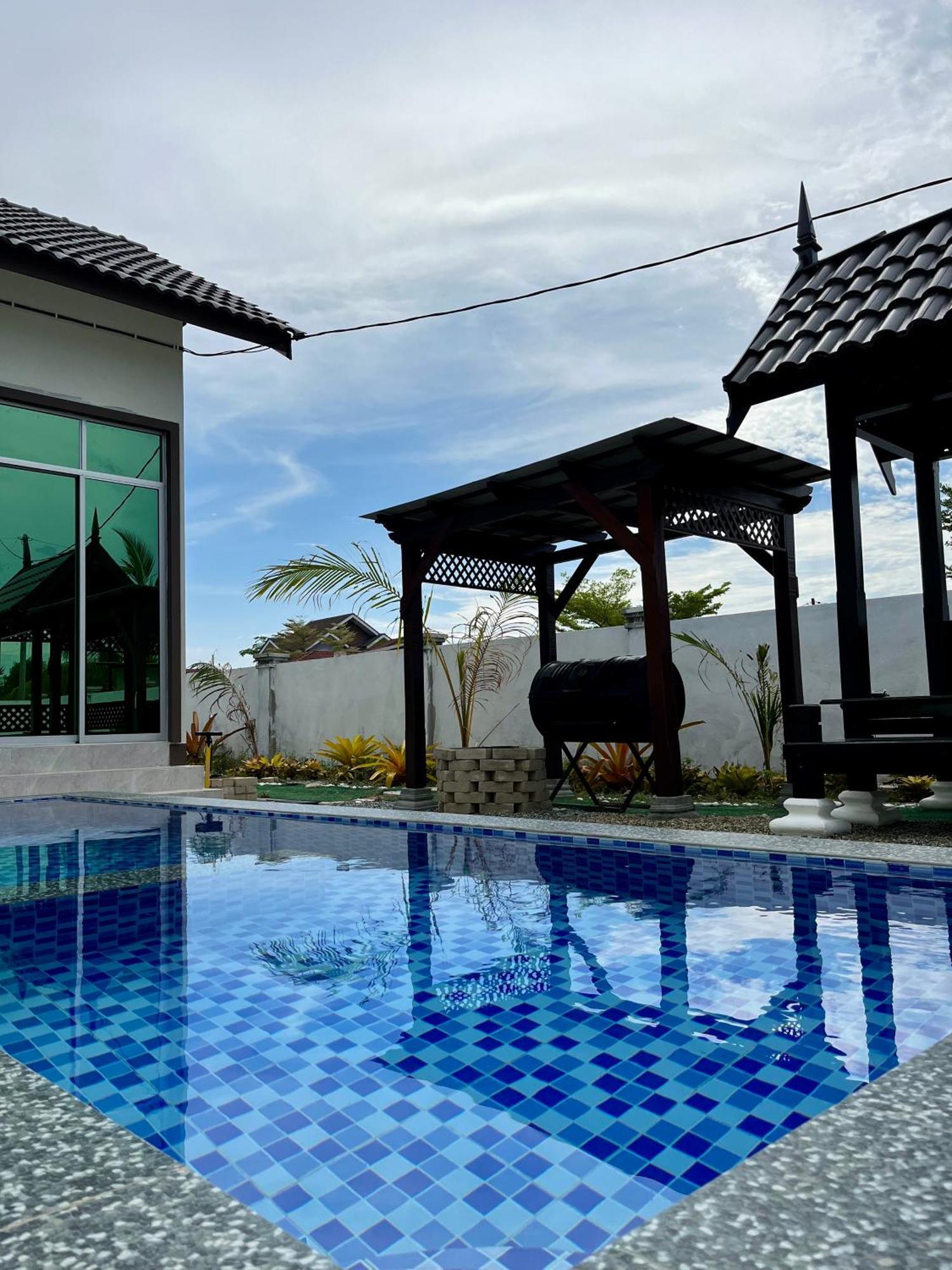 Villa The Broms Kuala Terengganu